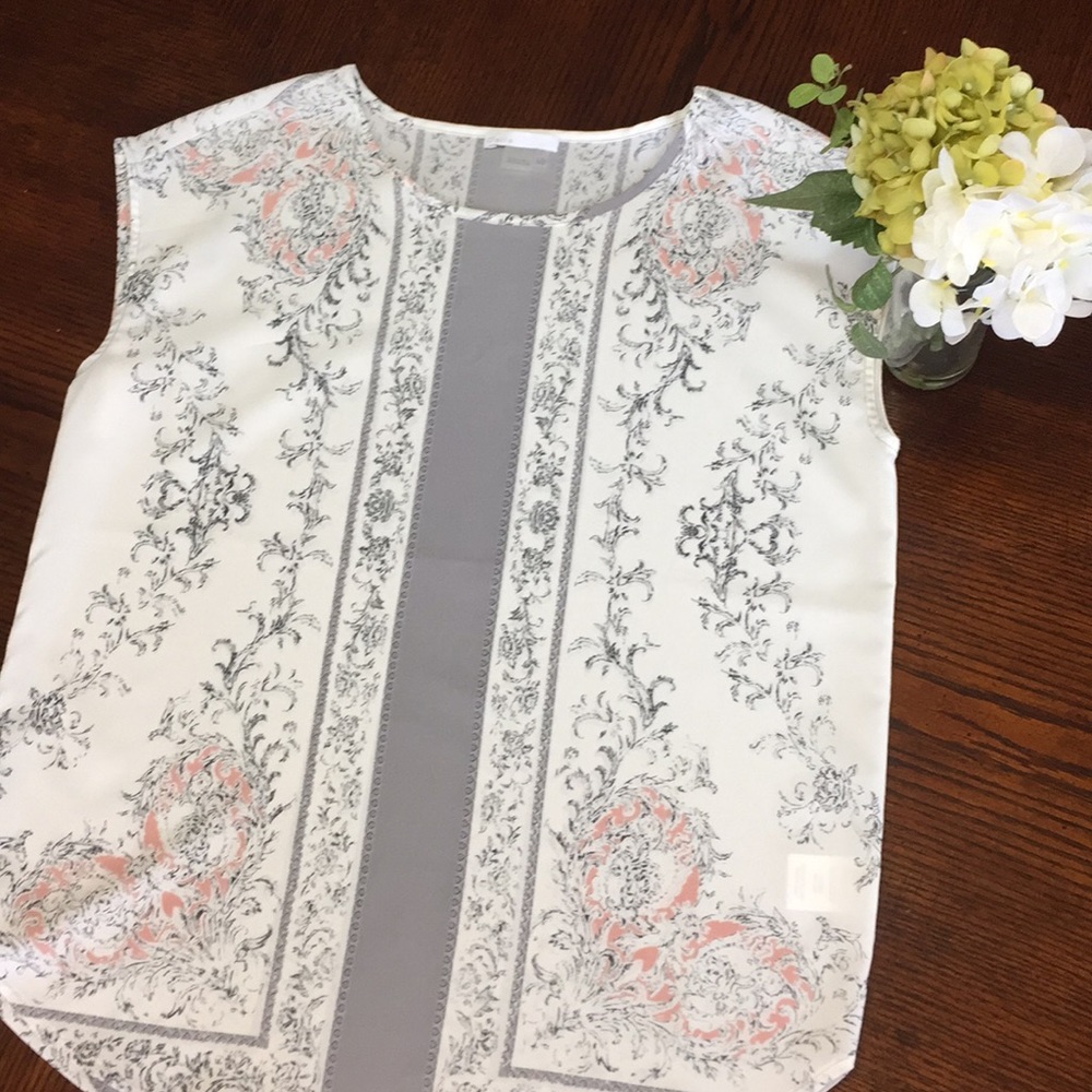 🥳Women’s Blouse!!